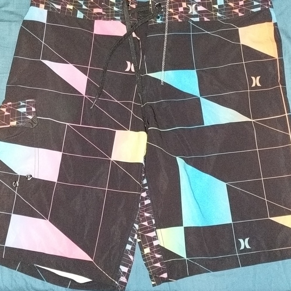 Hurley board shorts 34